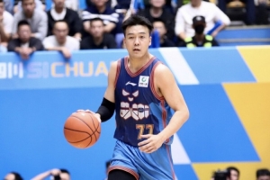 媒体人：升降级让每场比赛寸土必争天津输四川相当于输1场抵2场