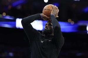 詹姆斯:我总是最早到球馆的人之一也是最晚离开的人之一