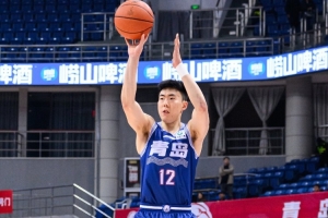 强势反弹难救主！段昂君出战33分钟贡献19分4断2帽罚球10中8